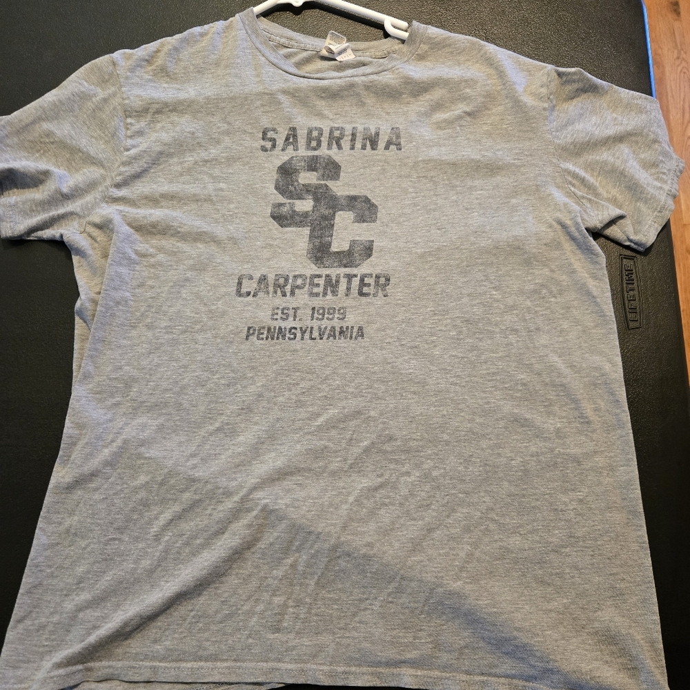 Sabrina Carpenter EST 1999 Tee